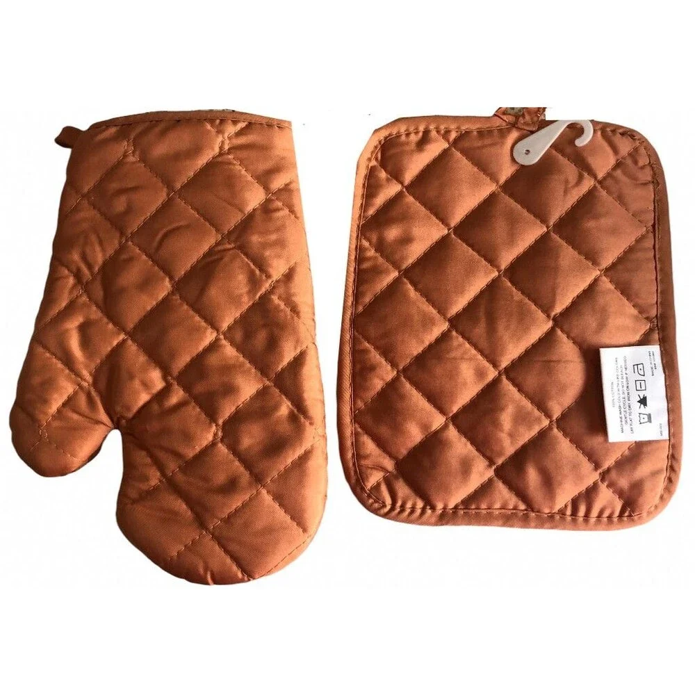 Thanksgiving Dish Towels Potholder Oven Mitt Pumpkins Give Thanks Set of 4